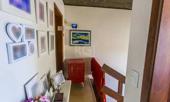 Imagem 10: EXCELENTE CASA COM PISCINA E VISTA GUAIBA 3 DORMITÓRIOS NO CRISTAL