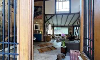 Imagem 2: Cotia, casa com quatro suítes e quatro vagas de garagem