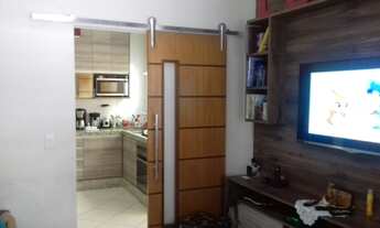 Imagem 2: SãO JOSé DOS CAMPOS - Casa Padrão - Jardim das Indústrias