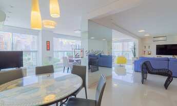 Imagem: Apartamento Venda 4 Dormitórios - 245 m²