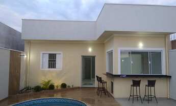 Imagem 2: Casa nova , acabamento de alto padrão , linda ,nunca foi usada