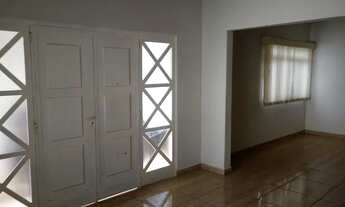 Imagem: Casa no Centro para Fins Comerciais