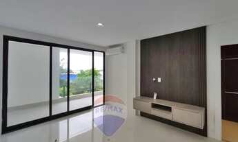 Imagem 4: Casa de condomínio para venda tem 882 metros quadrados com 8 quartos