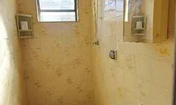 Imagem 7: Jd. das Bandeiras, com 1 dormitório, sala, cozinha, banheiro e garagem coberta, por R$ 1