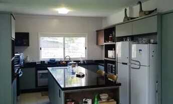 Imagem 4: Casa para venda possui 348 metros quadrados com 4 quartos em Pousada da neve - Nova Petróp