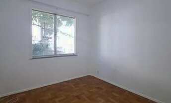 Imagem 2: Apartamento para aluguel possui 85 metros quadrados com 3 quartos em Grajaú - Rio de Janei