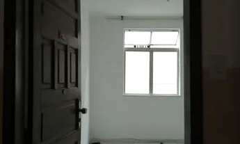 Imagem 4: Quarto e sala para Aluguel em Brotas