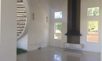 Imagem 2: Casa à venda em condomínio em Valinhos, 4 suítes (closet), piscina e 2 garagens.Varanda go