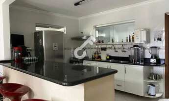 Imagem 5: MIRAGEM, Lauro de Freitas. Duplex com 5 quartos sendo 2 térreos, 2 superiores e 1 suíte, 3