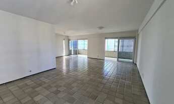 Imagem 3: Piedade - 03 Qtos/ 01 Suíte - Nascente - Ventilação Natural - Vista p/ Mar - Salão de Fest