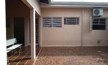 Imagem 1: Linda Casa de Fundos Jd. Nova Europa R$ 1.100,00