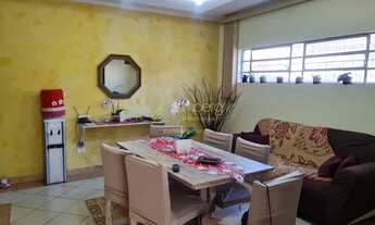 Imagem 5: Sobrado em Veleiros com quintal e edícula