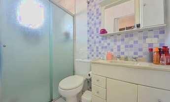 Imagem 3: Sobrado para venda possui 110 m² com 2 quartos em Uberaba - Curitiba - PR