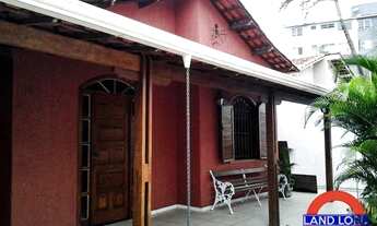 Imagem: Casa com 3 Quartos e 1 banheiro à Venda