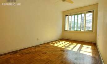 Imagem 7: Apartamento à venda no bairro Menino Deus com 68m² e 2 dormitórios/quartos disponíveis