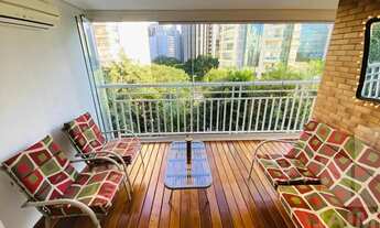 Imagem 4: Apartamento com 2 dormitórios sendo 1 suíte , com vista livre, a uma quadra da Avenida Pau