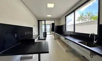 Imagem 5: Linda casa 2 pavimentos de 355m2, 4 suítes com closet e uma área de lazer maravilhosa - Cy