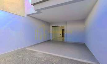 Imagem 2: Casa Duplex com Closet em Colina de Laranjeiras Venha Conhecer Seu Novo Refúgio!