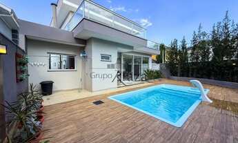 Imagem: Oportunidade - Casa Sobrado em Condomínio