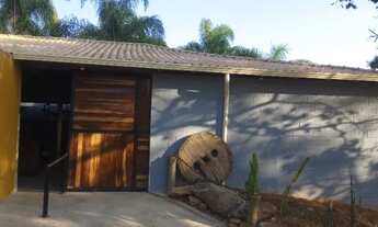 Imagem 4: Salão de festa estilo rústico