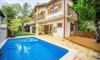 Imagem: Casa com 5 dormitórios, sendo 2 suítes