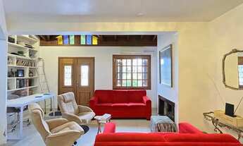 Imagem 4: Casa 3D com 2 suítes e piscina