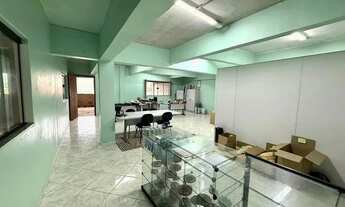 Imagem 7: Casa Ampla com 3 Dormitórios um sendo Suite no Centenário