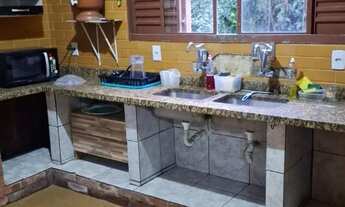 Imagem 6: Suite completa espaçosa e tranquila