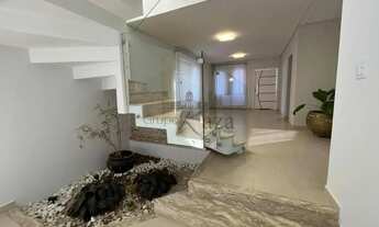 Imagem 7: Oportunidade - Casa em Condomínio - Urbanova IV-A - Altos da Serra III - 4 Dormitórios - 2