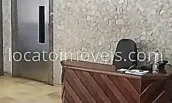 Imagem 2: Apartamento com Três Quartos à Venda por R$ 500.000,00 - Centro - Juiz de Fora/MG