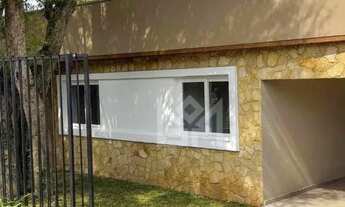 Imagem 3: Casa térrea com 3 dormitórios e amplo pátio em bairro tranquilo de Gravataí