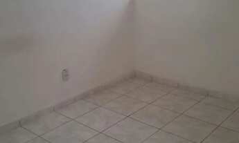 Imagem 4: Alugo Apto 2Qtos com sacada Qd 400