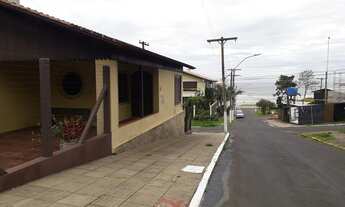 Imagem 2: Prainha - Excelente Residência de 3 Dormitórios