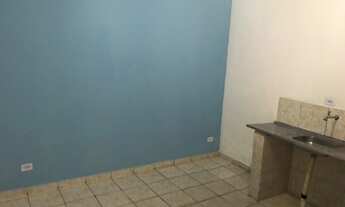 Imagem 4: Alugo casa dois cômodos c banheiro