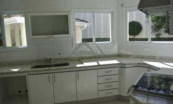 Imagem 4: Casa de condomínio para aluguel tem 420 metros quadrados com 4 quartos