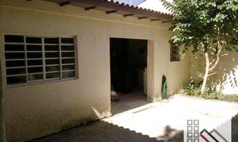 Imagem 5: EXCELENTE CASA COM 180m2 E COM 7 VAGAS DE GARAGEM - SAÚDE