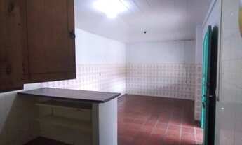 Imagem 2: BALNEáRIO PIçARRAS - Casa Comercial - Centro