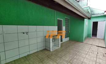 Imagem 3: Casa com 2 dormitórios para alugar, 175 m² por R$ 2.200,00/mês - Parque Santo Antônio - Ta