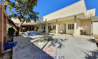 Imagem 7: Casa com 6 quartos - Bairro Setor Central em Aruanã