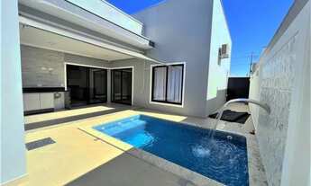 Imagem 4: A imobiliária RE/MAX Silver em Guanambi, apresenta esse lindo imóvel para a VENDA no condo