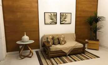 Imagem 2: Apartamento em prédio muito bem localizado, no bairro de Agriões