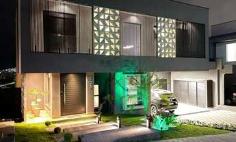 Imagem 2: Casa Mobiliada e Decorada em Condomínio Fechado com 4 Suítes, Piscina e Área Gourmet! Lin