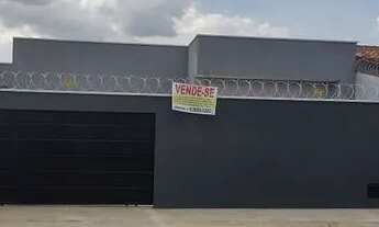 Imagem: Casa Santa fe, sozinha no lote 3 suites