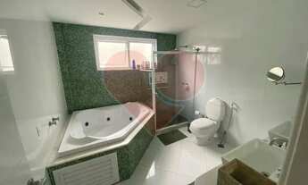 Imagem 9: Casa para venda possui 530 metros quadrados com 6 qts