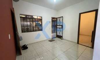 Imagem 2: DIVINÓPOLIS - Casa Padrão - JARDINÓPOLIS