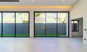 Imagem 4: Casa de Condomínio para venda em Alphaville de 236.00m² com 3 Quartos, 3 Suites e 4 Garage