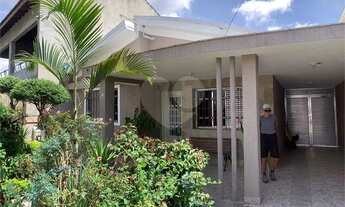 Imagem: Excelente casa térrea com edícula no bairro