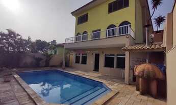 Imagem: Casa à venda com Piscina na região Jardim