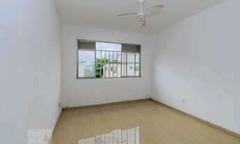 Imagem 1: Apartamento para Aluguel - Irajá, 2 Quartos, 75 m2