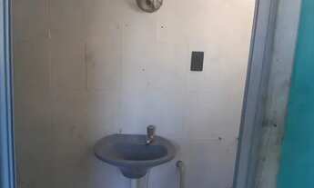 Imagem 3: Aluga-se kitnet Casa com 1 dormitório